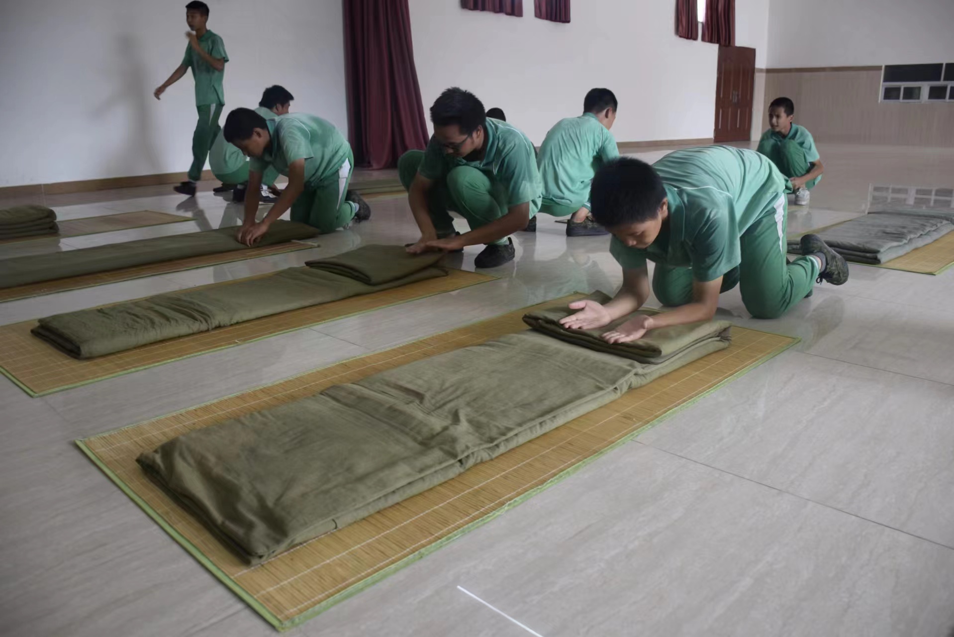 深圳叛逆孩子教育學校  青少年特訓學校